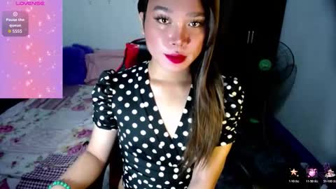 KENDRA online show from October 24, 2025, 6:59 pm