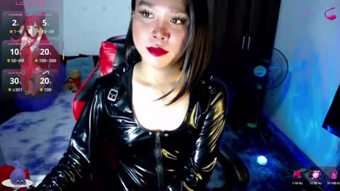 KENDRA online show from May 4, 2026, 2:07 am
