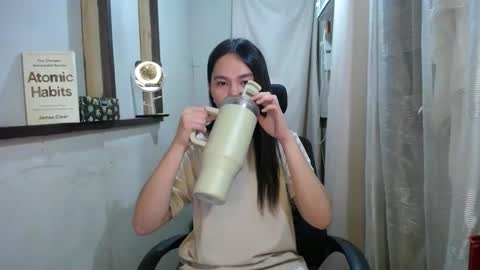 Erika online show from March 6, 2025, 1:46 pm