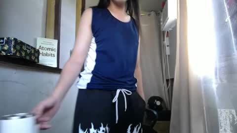 Erika online show from March 12, 2025, 2:30 am