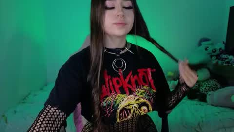Danielle  online show from May 1, 2026, 10:09 am