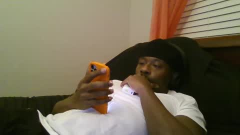 UrbanDicc online show from January 24, 2025, 1:45 am