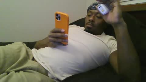 UrbanDicc online show from January 26, 2025, 3:27 am