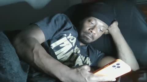 UrbanDicc online show from January 30, 2025, 4:37 am