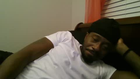 UrbanDicc online show from February 6, 2025, 3:59 am