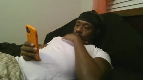 UrbanDicc online show from February 13, 2025, 1:40 am
