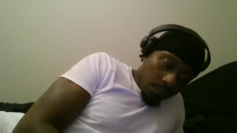 UrbanDicc online show from February 14, 2025, 2:07 am