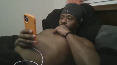 UrbanDicc online show from February 19, 2025, 1:51 am