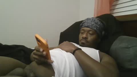 UrbanDicc online show from February 23, 2025, 10:49 am