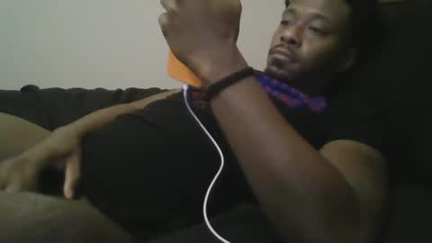 UrbanDicc online show from March 3, 2025, 12:37 pm