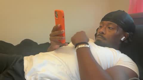 UrbanDicc online show from September 8, 2025, 11:26 pm