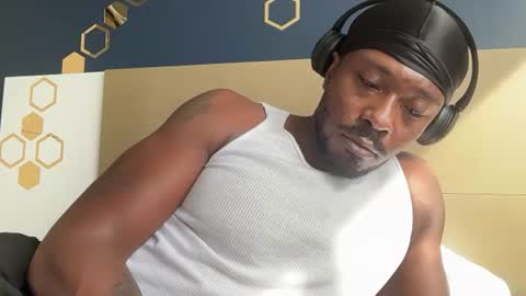 urbandick5 online show from June 25, 2026, 8:35 pm