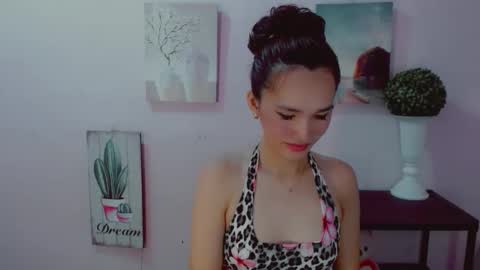 urblossom_princess online show from May 31, 2026, 3:47 am
