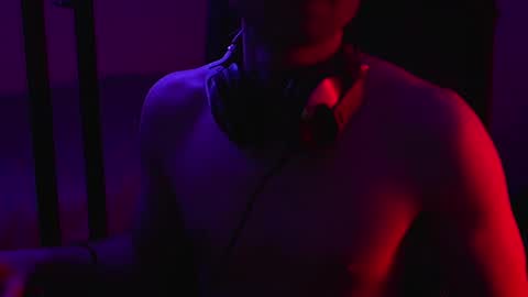 Snapshot of urboytoy_512 chatting on November 8, 2025, 5:34 pm urboytoy_512 online show from November 8, 2025, 5:34 pm