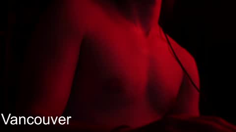 urboytoy_512 online show from May 10, 2026, 2:39 am