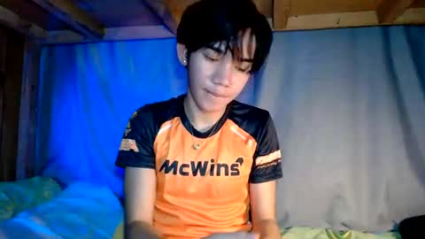 Snapshot of urboytoyheaven chatting on July 18, 2026, 6:17 am urboytoyheaven online show from July 18, 2026, 6:17 am