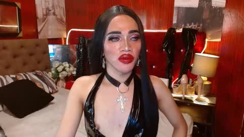 KENDALL online show from December 9, 2024, 1:24 pm