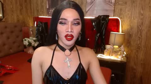 KENDALL online show from December 12, 2024, 7:37 pm