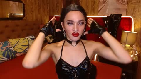 KENDALL online show from December 13, 2024, 2:43 am