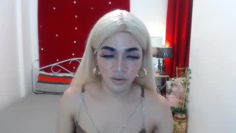 KENDALL online show from February 17, 2025, 4:48 pm