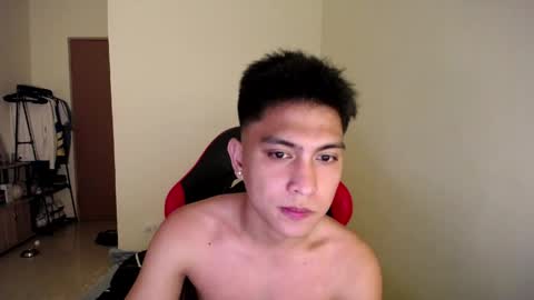 Snapshot of urcuteguy_jhonx chatting on May 19, 2026, 6:58 pm Dannie online show from May 19, 2026, 6:58 pm