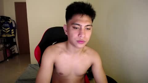 Snapshot of urcuteguy_jhonx chatting on May 20, 2026, 8:59 pm Dannie online show from May 20, 2026, 8:59 pm