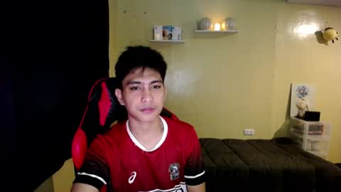 Snapshot of urcuteguy_jhonx chatting on July 17, 2026, 3:50 pm Dannie online show from July 17, 2026, 3:50 pm