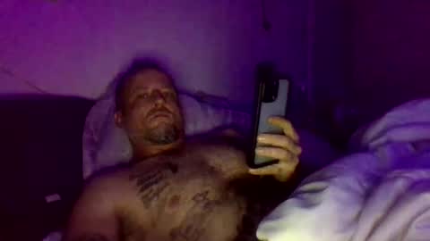 urdaddy875867 online show from February 24, 2025, 2:40 am