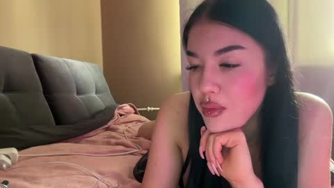 Snapshot of urdevilbaby chatting on February 7, 2025, 9:47 am Margo online show from February 7, 2025, 9:47 am