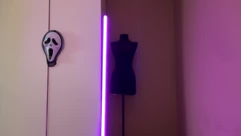 Snapshot of urdevilbaby chatting on October 25, 2025, 7:05 am Margo online show from October 25, 2025, 7:05 am