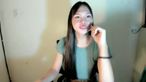 Rona Ella online show from July 6, 2026, 11:29 pm