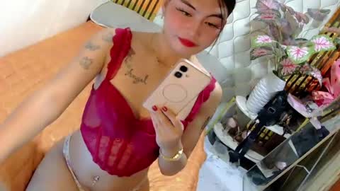 urdream_bride online show from June 15, 2026, 7:32 am