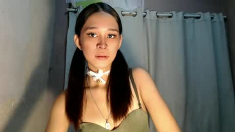 Snapshot of urdreamgirl_stephanie chatting on June 18, 2026, 10:30 am stephanie online show from June 18, 2026, 10:30 am