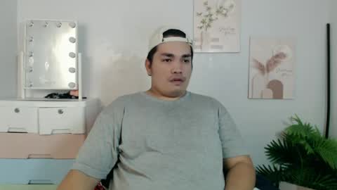 ure_fattytoy143 online show from June 18, 2026, 9:09 am