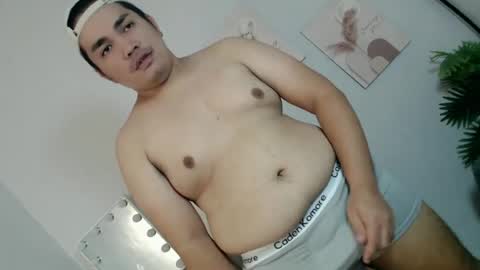 ure_fattytoy143 online show from June 18, 2026, 9:14 am