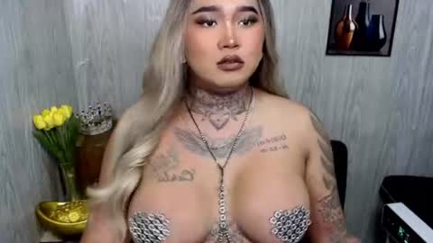 Snapshot of urfabtattooqueen chatting on July 1, 2026, 11:45 am Maxxie online show from July 1, 2026, 11:45 am