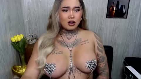 Snapshot of urfabtattooqueen chatting on July 6, 2026, 3:36 am Maxxie online show from July 6, 2026, 3:36 am