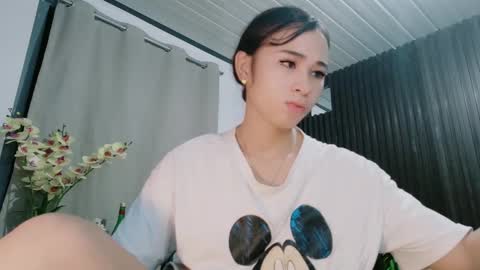 urfave_bbgirl online show from February 8, 2026, 1:47 pm