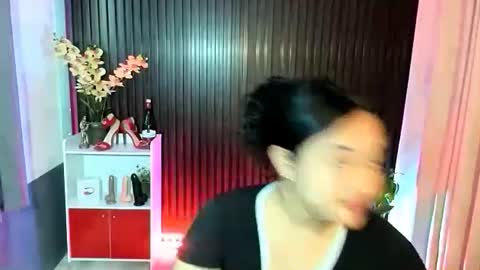 Scarlet online show from November 3, 2025, 12:13 am