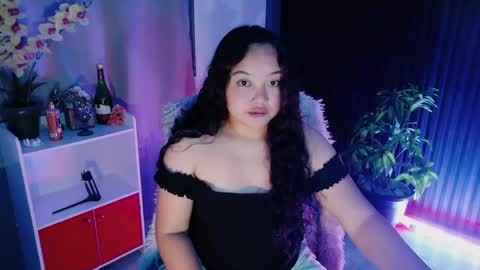 Snapshot of urfavouritecravings chatting on March 11, 2026, 7:31 pm Scarlet online show from March 11, 2026, 7:31 pm