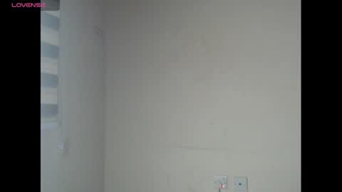 urflirtydoll online show from January 5, 2025, 3:43 am