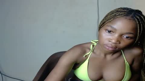 urflirtydoll online show from January 13, 2025, 7:31 pm