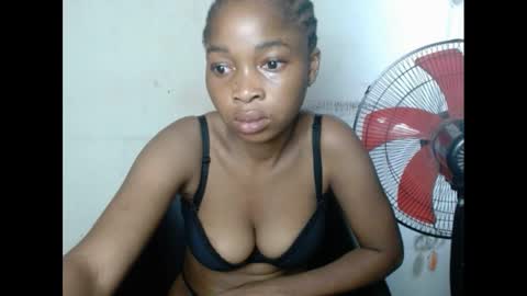 urflirtydoll online show from February 15, 2025, 7:28 pm