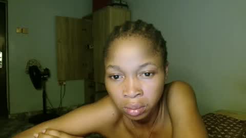 Snapshot of urflirtydoll chatting on April 21, 2026, 11:18 pm urflirtydoll online show from April 21, 2026, 11:18 pm