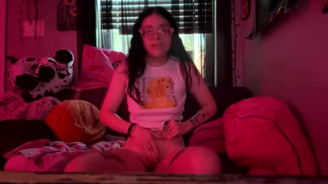urfxvecouplee online show from October 2, 2025, 6:04 pm