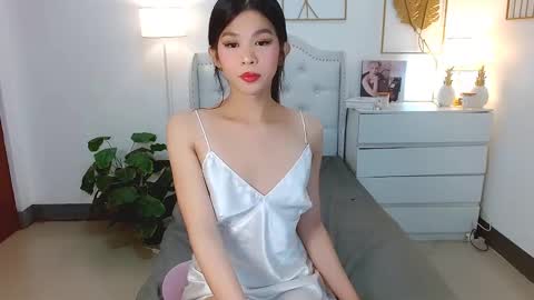 Snapshot of urfynestchina_doll chatting on February 18, 2025, 11:33 am Im your doll maica online show from February 18, 2025, 11:33 am