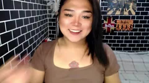 Dimple online show from September 17, 2025, 7:54 am