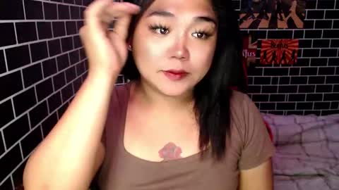 Dimple online show from September 25, 2025, 9:13 am