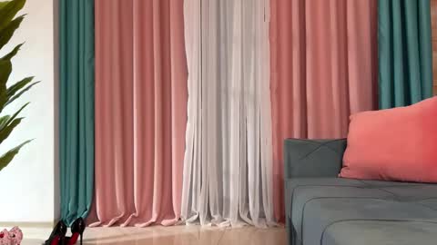 Jenny online show from November 9, 2025, 2:15 pm