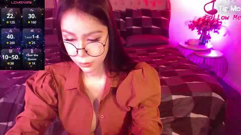angela online show from January 9, 2025, 9:59 am